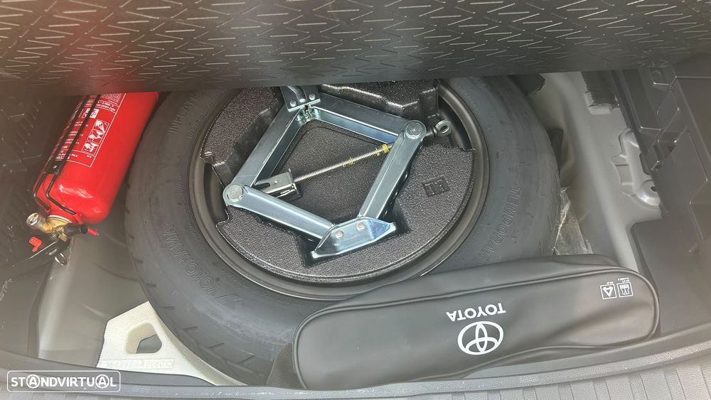 Toyota RAV4 2.5 HDF Comfort - 10