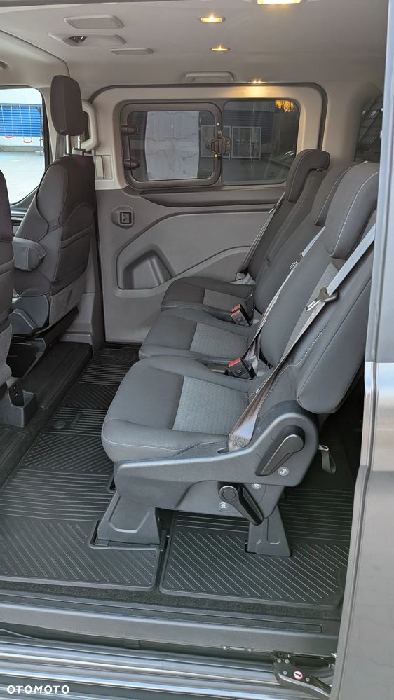 Ford Tourneo Custom 2.0 EcoBlue L1 Trend - 10