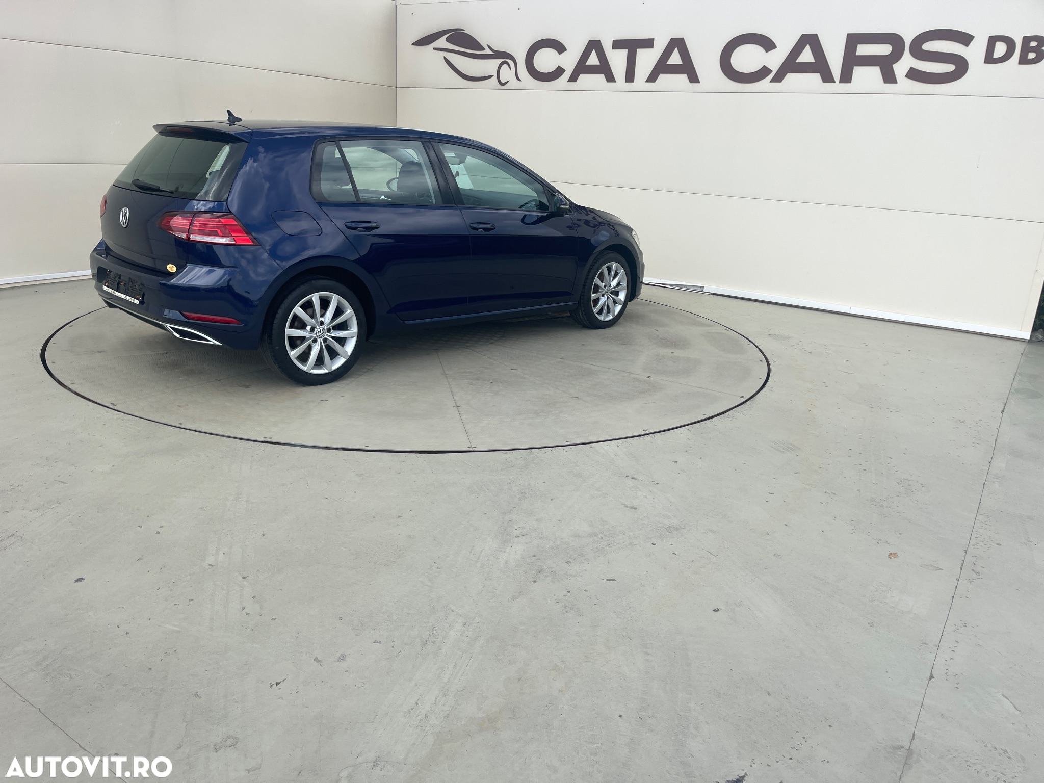 Volkswagen Golf 2.0 TDI (BlueMotion Technology) Highline - 15
