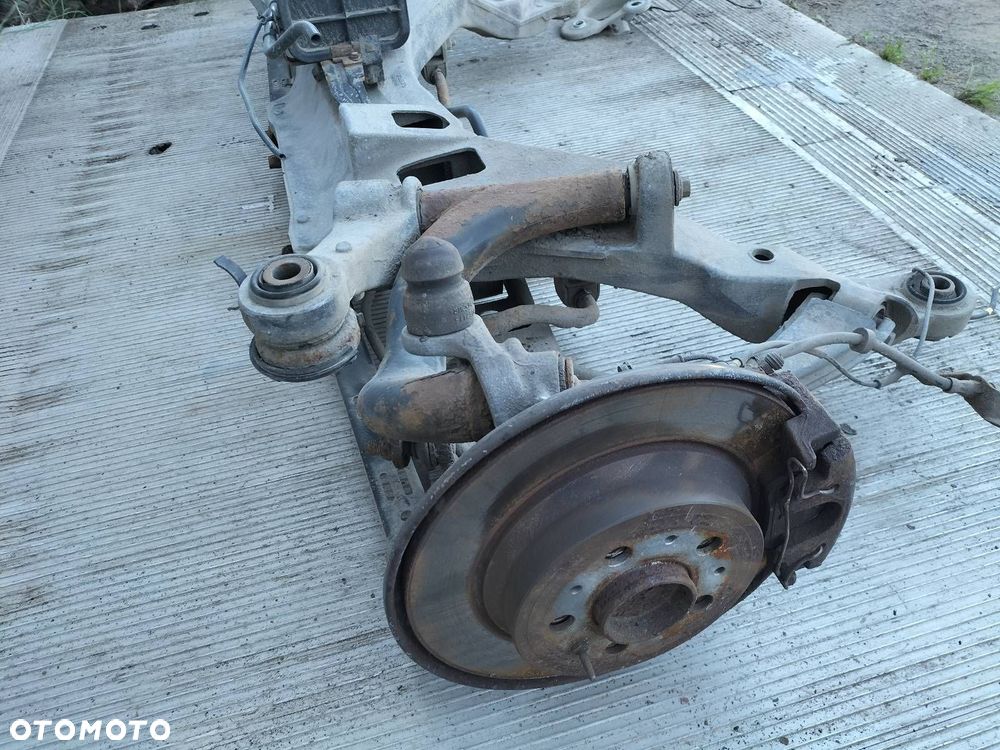 KOMPLETNE ZAWIESZENIE BELKA SANKI TYŁ VOLVO S60 I 09492948 - 3