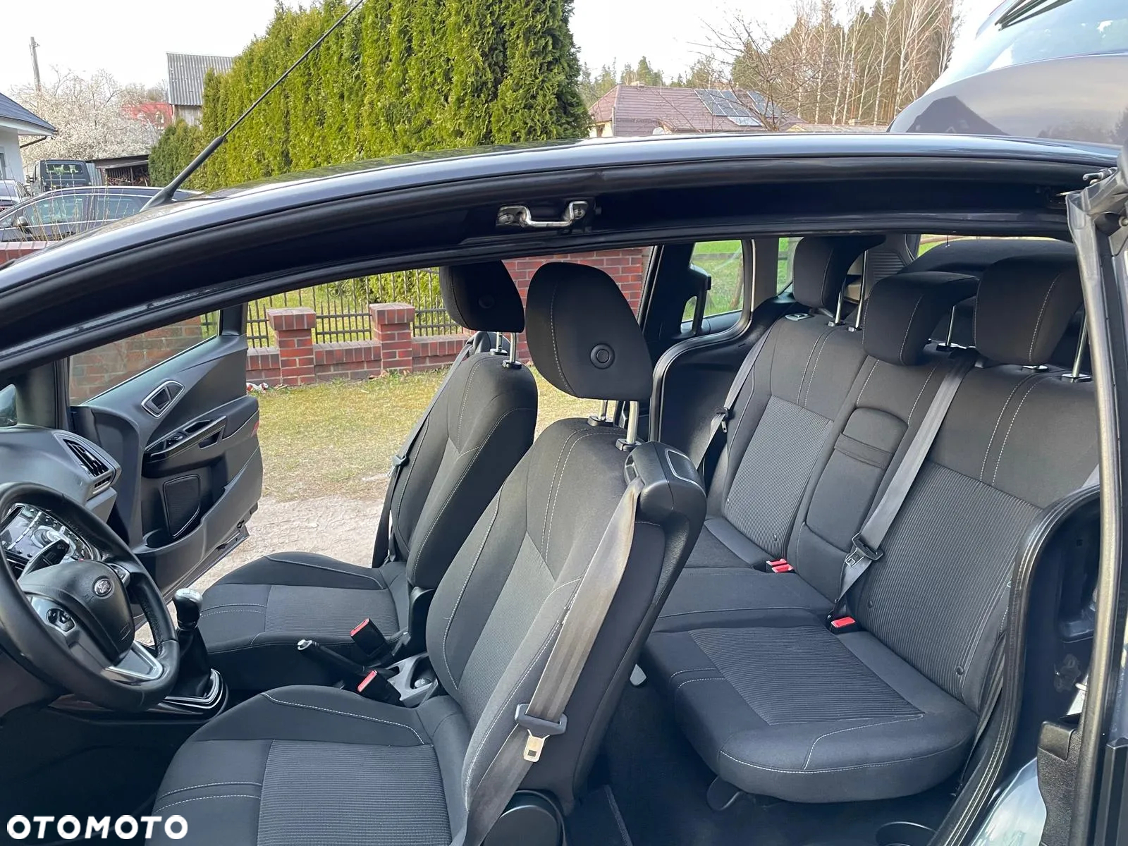 Ford B-MAX 1.6 TDCi Titanium - 28