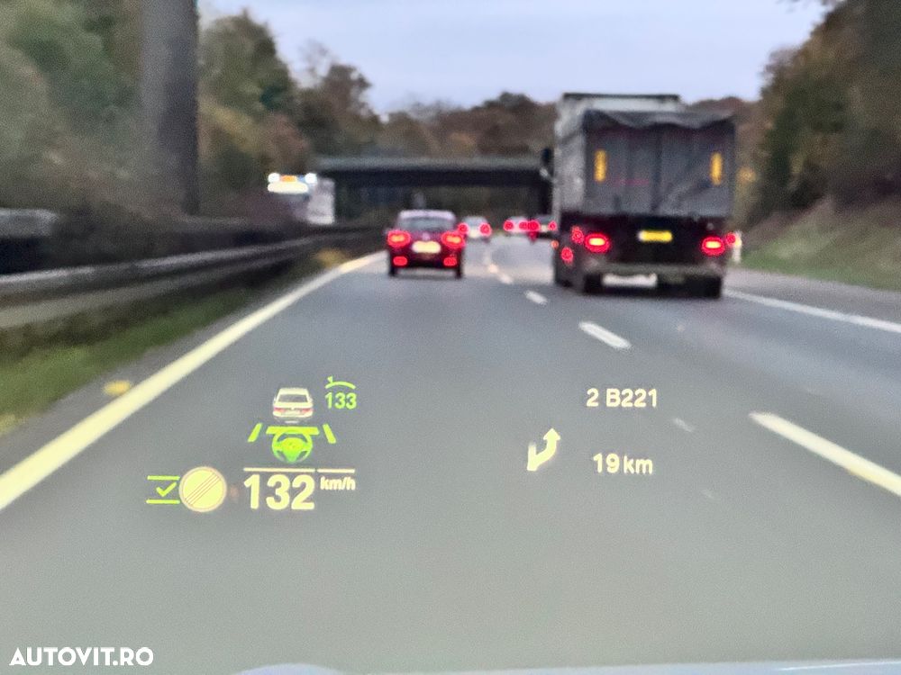 BMW Seria 3 320d xDrive AT M Sport - 13