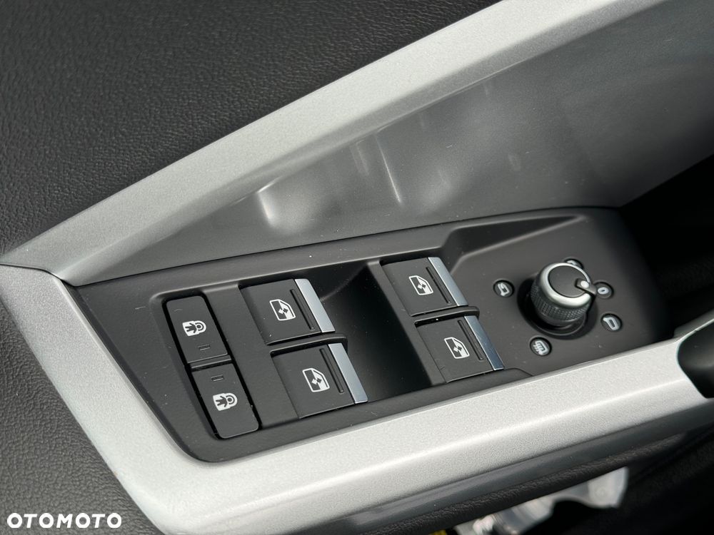 Audi Q3 - 19