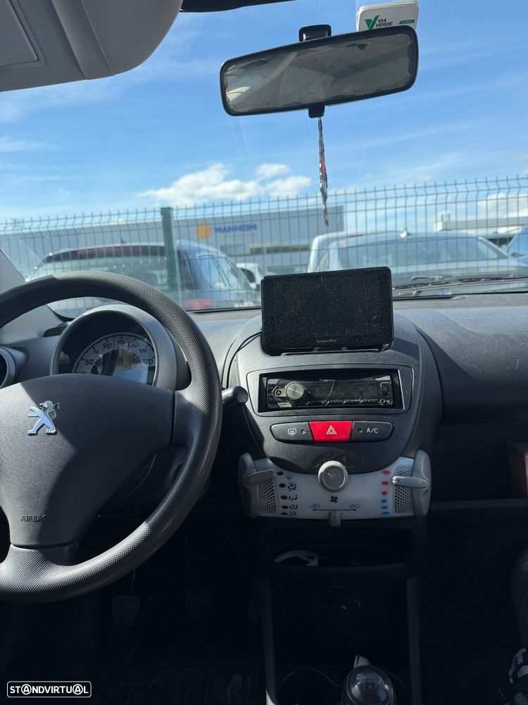 Peugeot 107 - 5