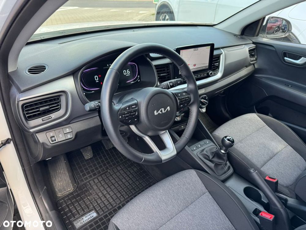 Kia Stonic 1.2 M - 10