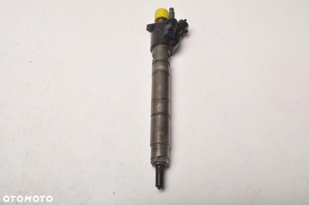 VOLVO XC70 II 2.4 D5 WTRYSK WTRYSKIWACZ 31272690 - 1