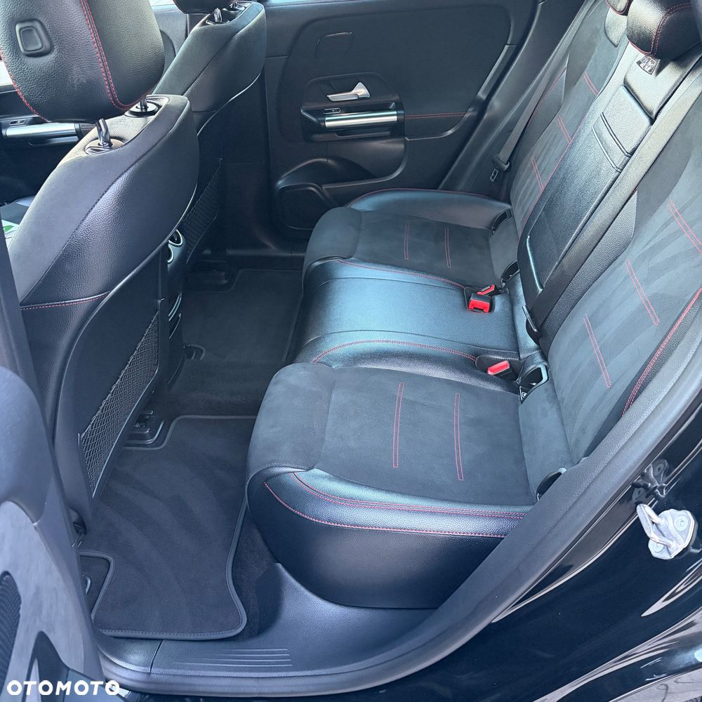 Mercedes-Benz EQA 250 AMG Line - 28