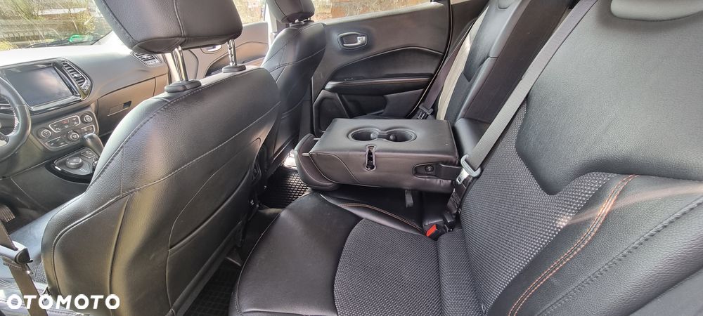Jeep Compass 2.0 MJD Limited 4WD S&S - 12