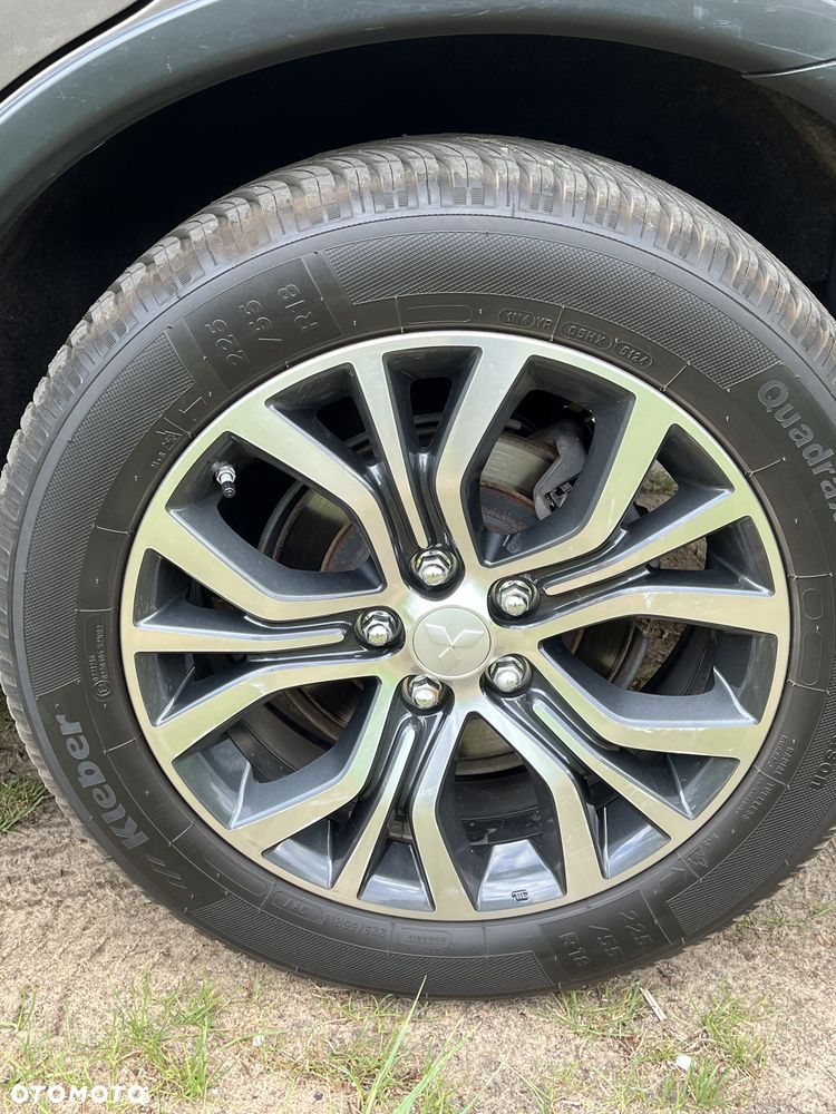 Mitsubishi Outlander 2.0 Intense + 4WD CVT - 13