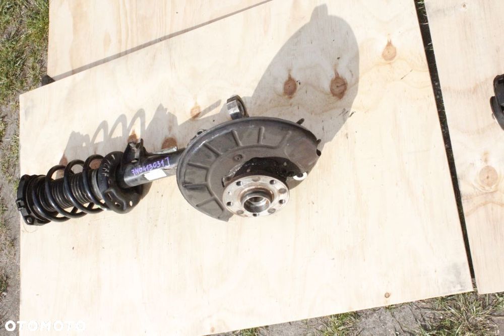 Zwrotnica Przednia Lewa VW Sharan 7N 2.0 TDI 3C0407257F 2014