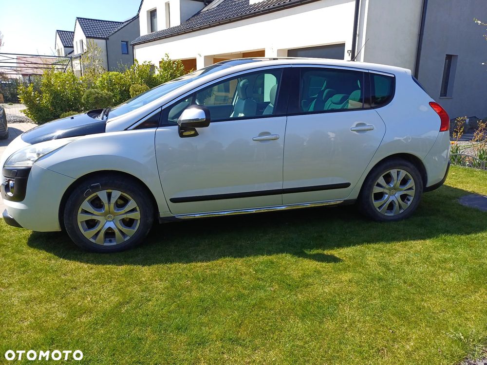 Peugeot 3008 2.0 HDi Premium+ - 1