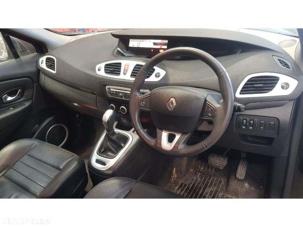 Stopuri Renault Scenic 3 2010 MONOVOLUM 2.0 dCI - 9