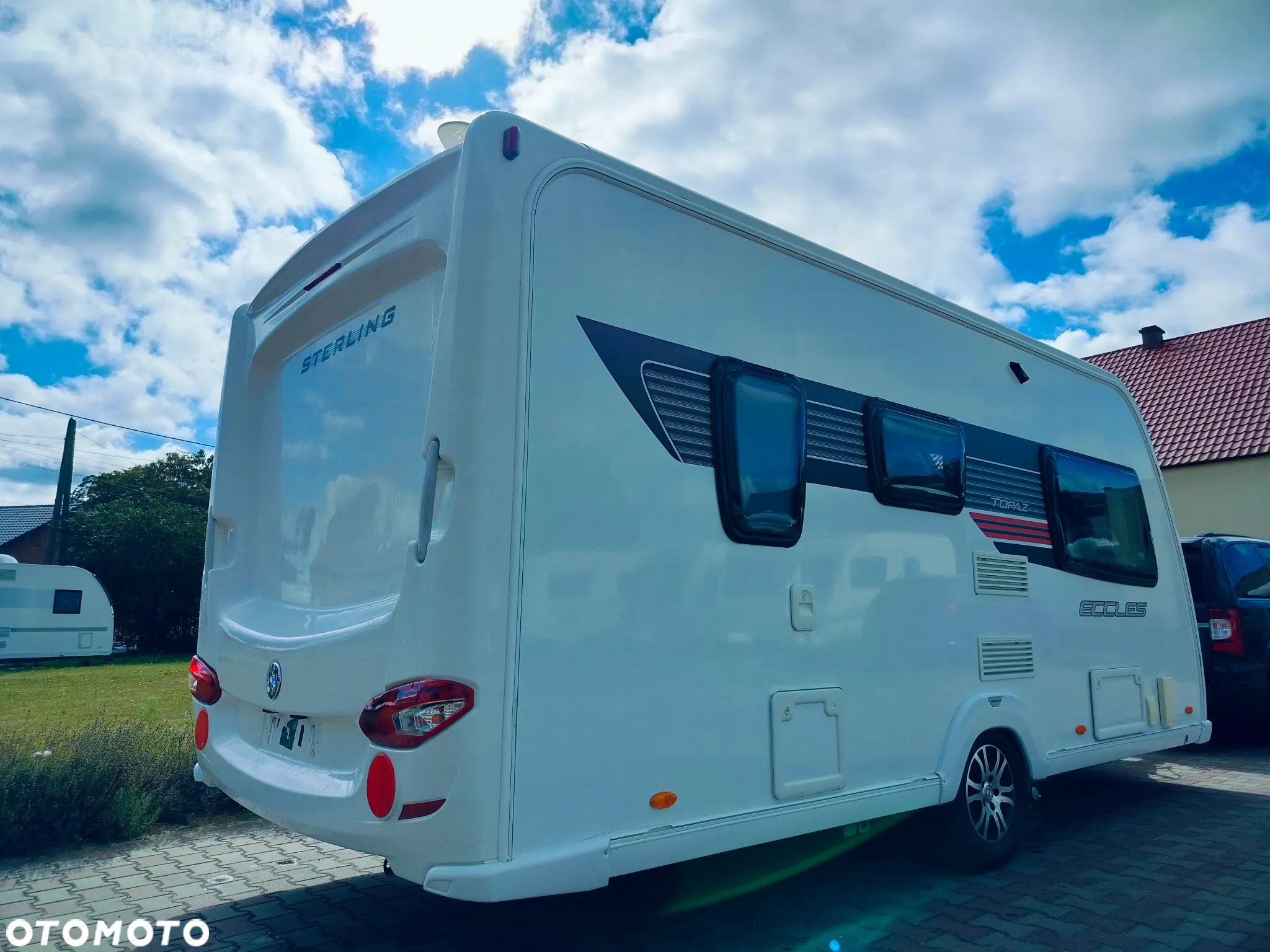 SWIFT Challenger 442 - 4
