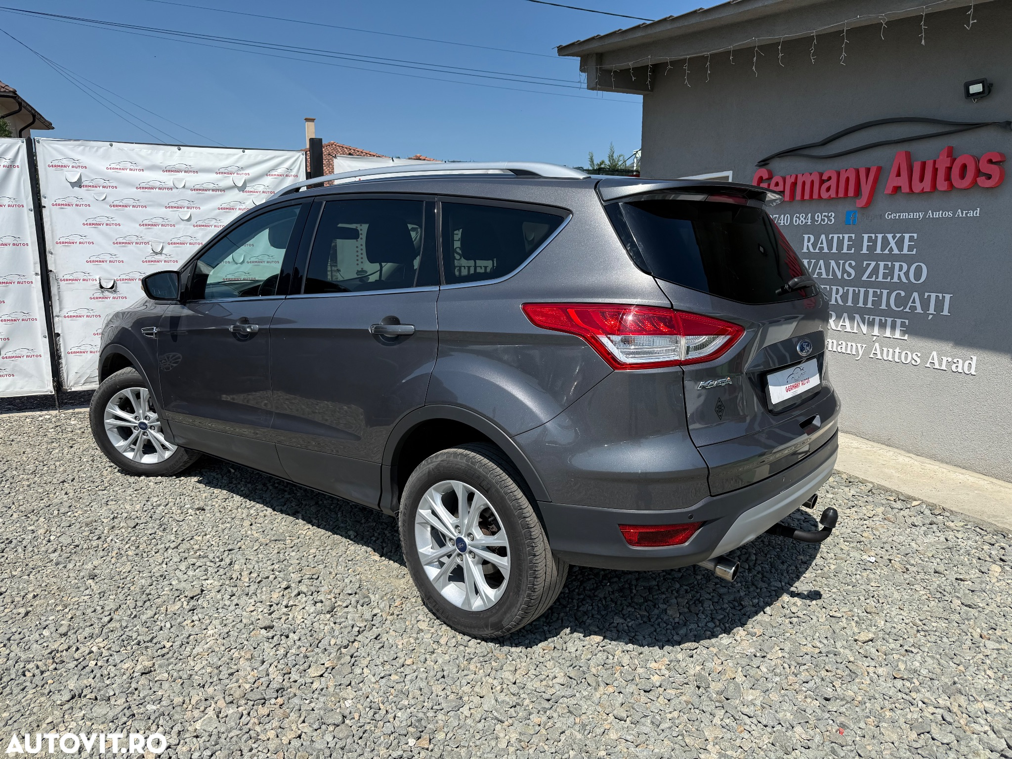 Ford Kuga 1.6 EcoBoost 2x4 Titanium - 3