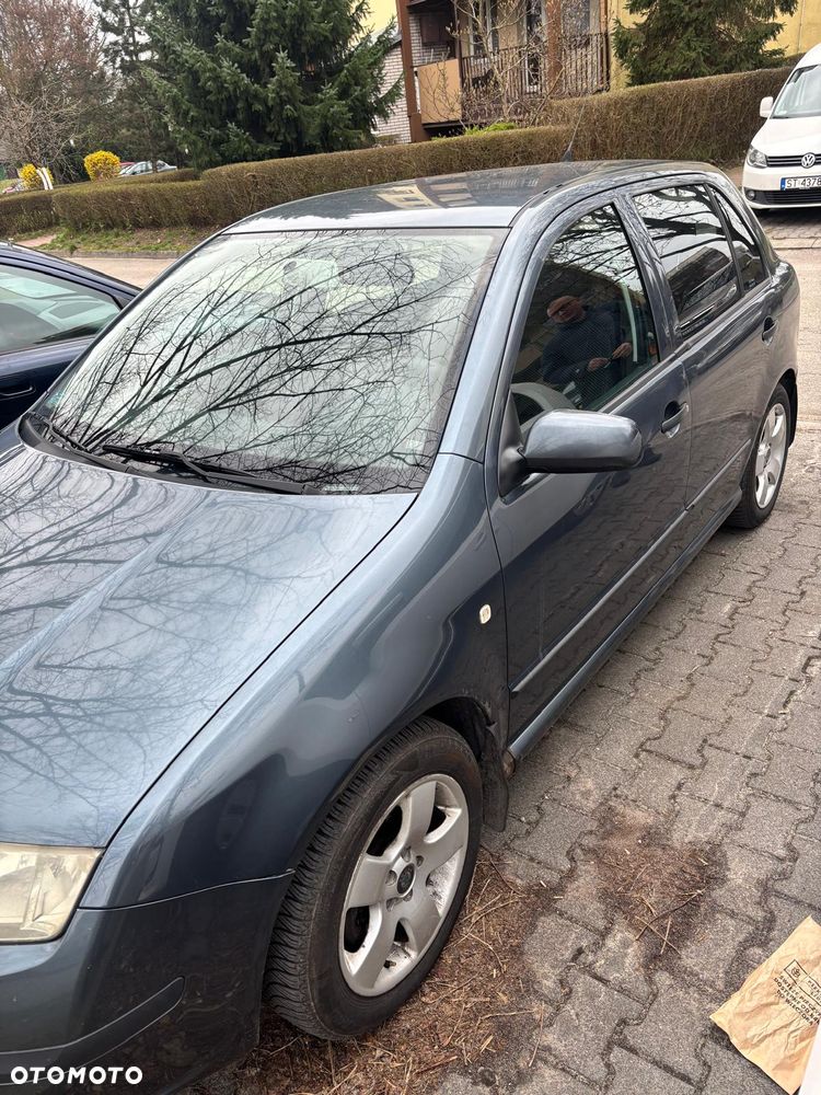 Skoda Fabia 1.4 16V Ambiente - 4