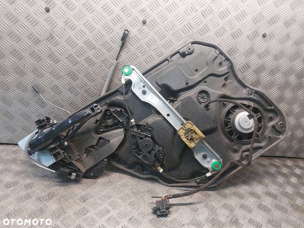 MECHANIZM SZYB PRAWY TYŁ KOMPLETNY KLAMKA WIĄZKA VOLVO XC60 I 30753330 - 9