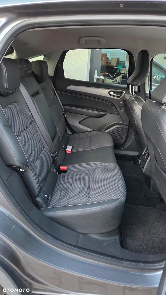 Renault Arkana 1.3 TCe mHEV Intens EDC - 25