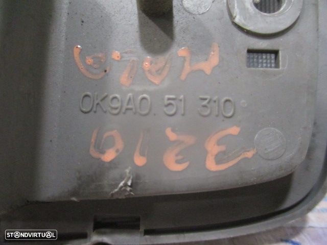 Luz De Teto Plafonier 0K9A051310 KIA CARNIVAL 2005 2.9CRDI  16V 145Cv 5P AZUL - 4