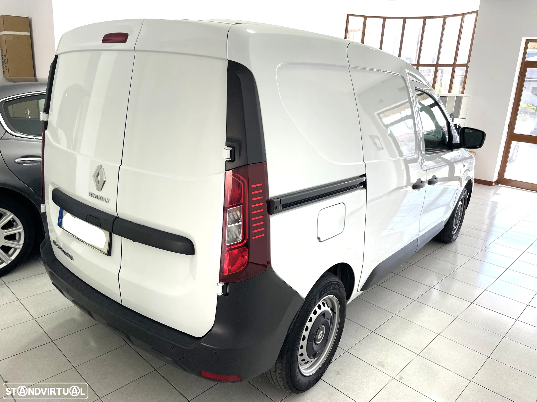 Renault EXPRESS 1.5 Blue DCI Advance - 15