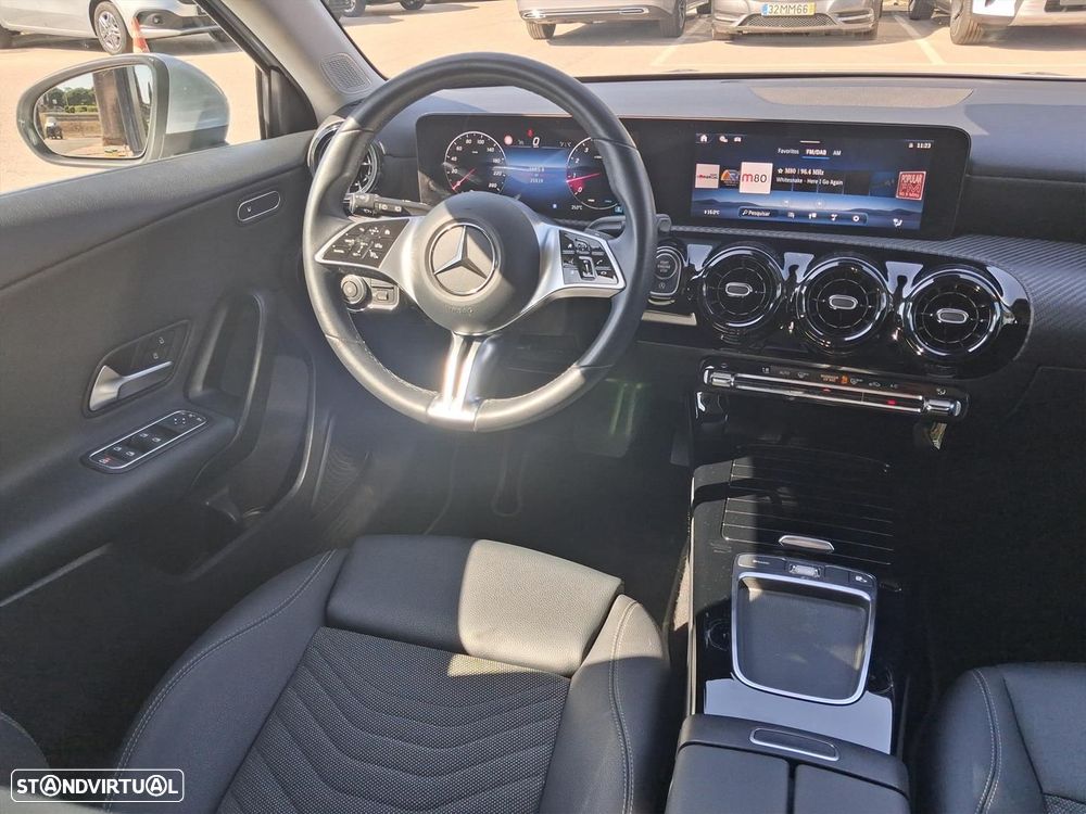 Mercedes-Benz A 200 Standard - 17