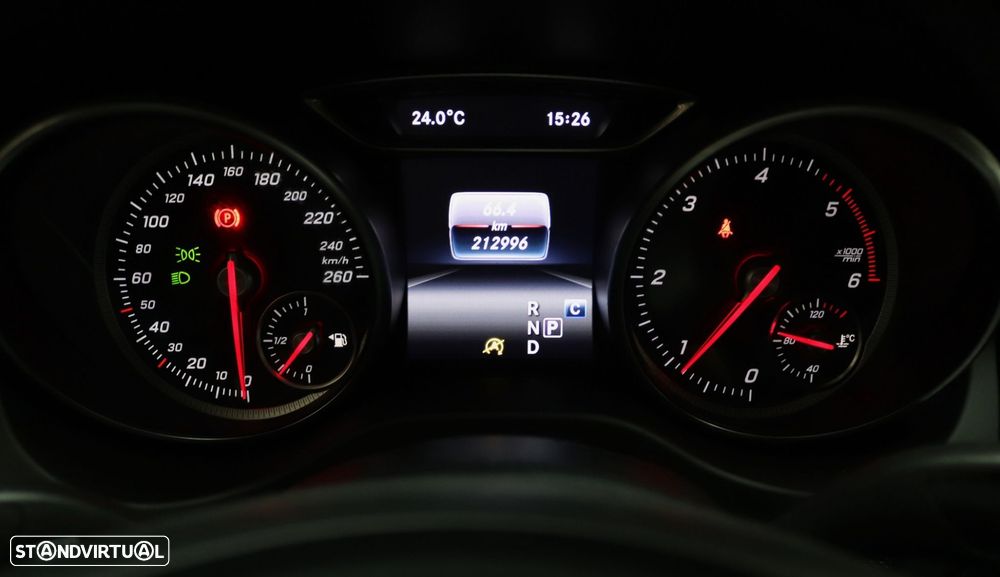 Mercedes-Benz CLA 180 d Shooting Brake Aut. - 13