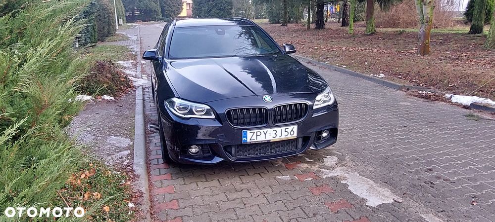 BMW Seria 5 530d xDrive - 13