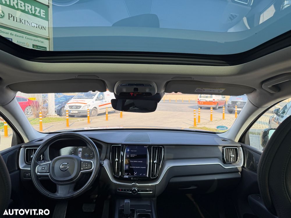 Volvo XC 60 T6 AWD AT PHEV Plus Dark - 6