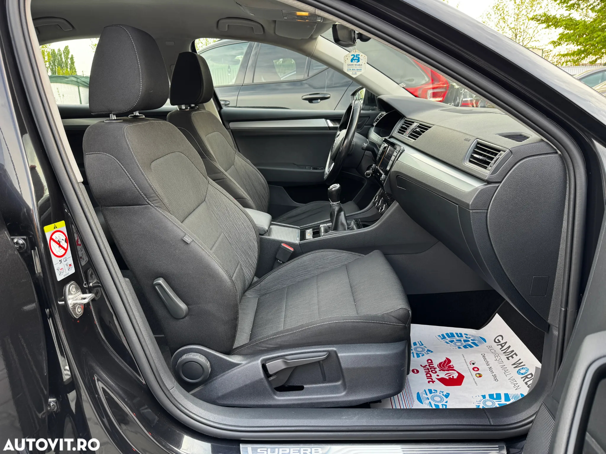 Skoda Superb 2.0 TDI Active - 11