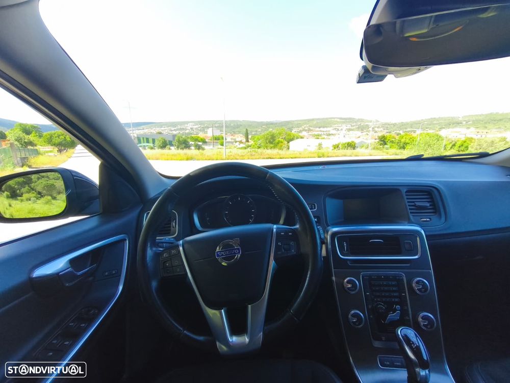 Volvo V60 - 16