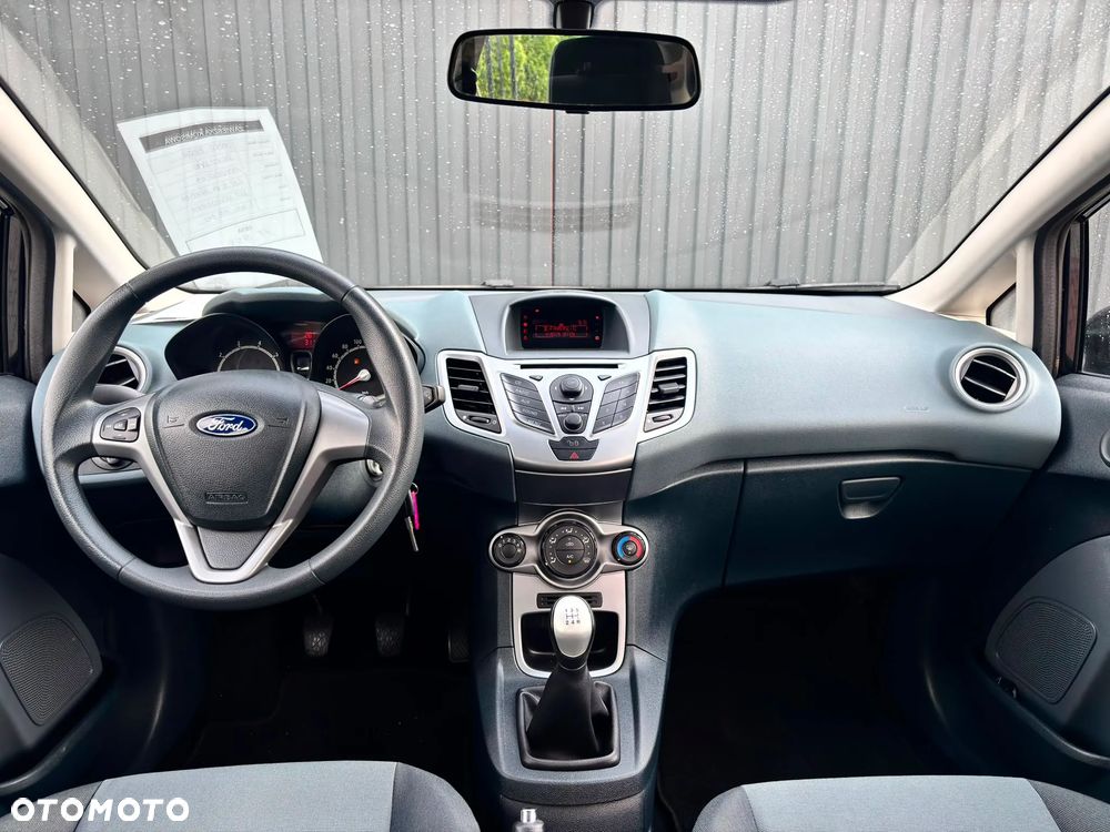 Ford Fiesta 1.25 Titanium EU5 - 12