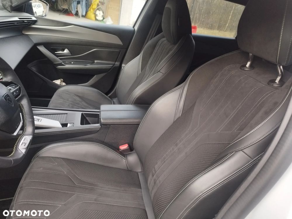 Peugeot 308 BlueHDi FAP 130 EAT8 Stop & Start GT Pack - 23