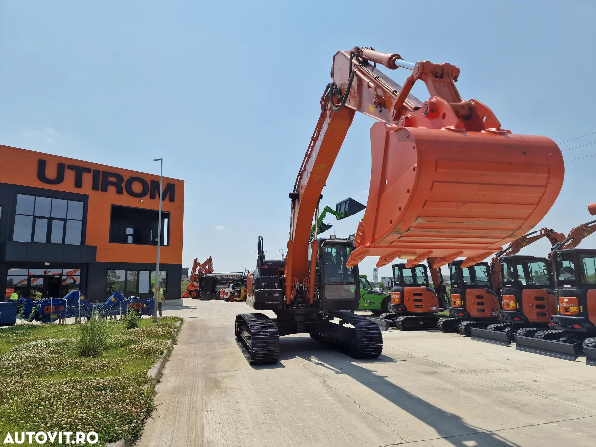Hitachi ZX210, 2019, 23t, 4.888h, cupa NOUA 1,3mc-96.900 EUR+Tva, camera spate, camere laterale, inst picon, aer cond climatronic, consum 11l/h,. 3 pompe hidr HITACHI, inst picon, lant 90% ok 480h mars, posbilitate leasing 4 ani-PROMOTIE 96.900 EUR+Tva - 16