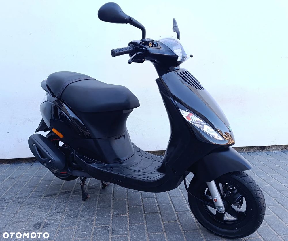Piaggio ZIP - 8