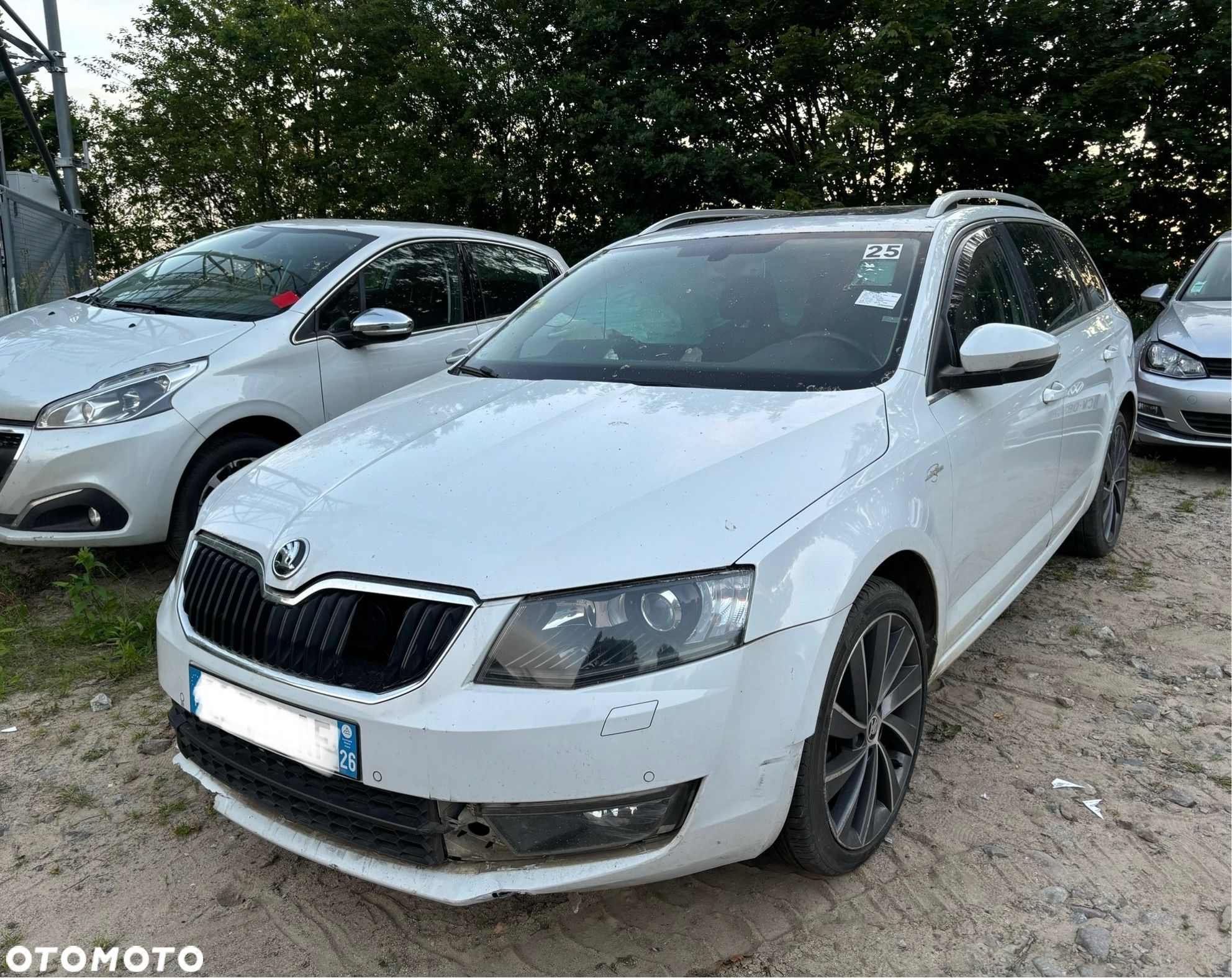 Skoda Octavia Combi 2.0 TDI DSG Exclusive Plus - 1