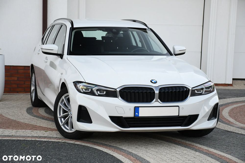 BMW Seria 3 318d mHEV - 6