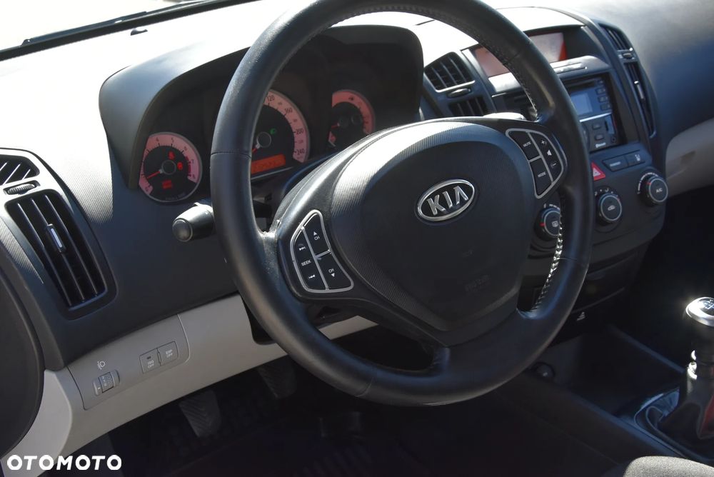 Kia Ceed 1.4 CVVT EX - 18