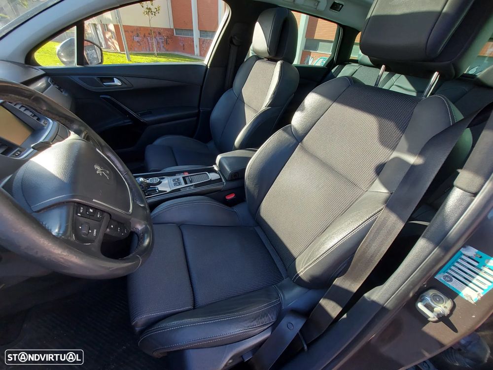 Peugeot 508 RXH 2.0 HDi Hybrid4 2-Tronic - 13