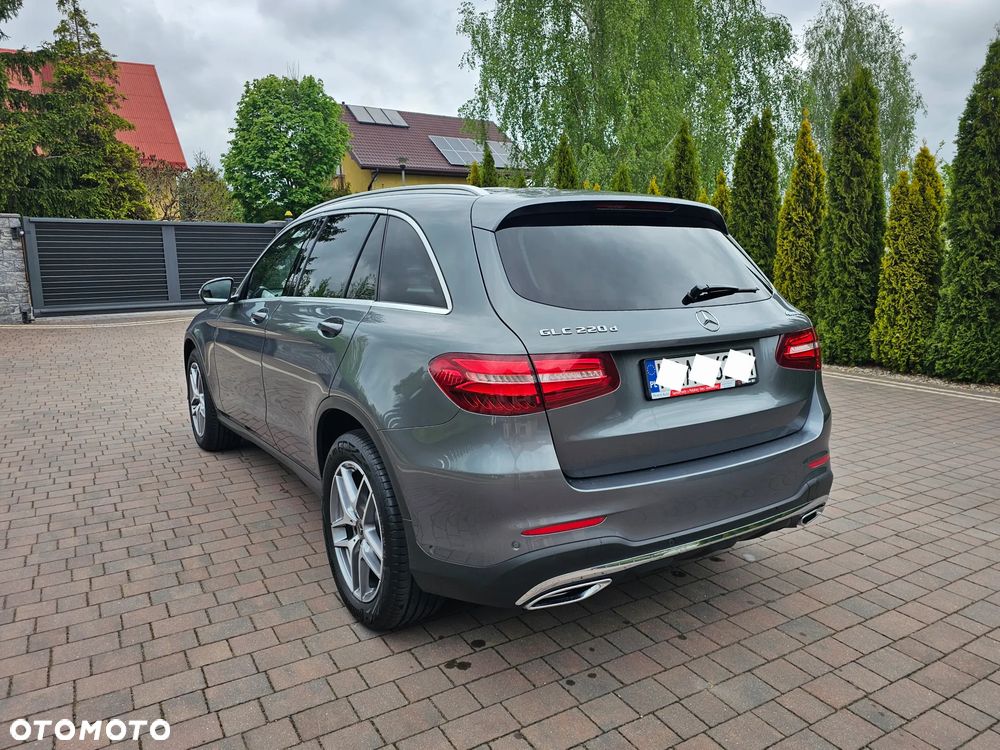 Mercedes-Benz GLC - 30