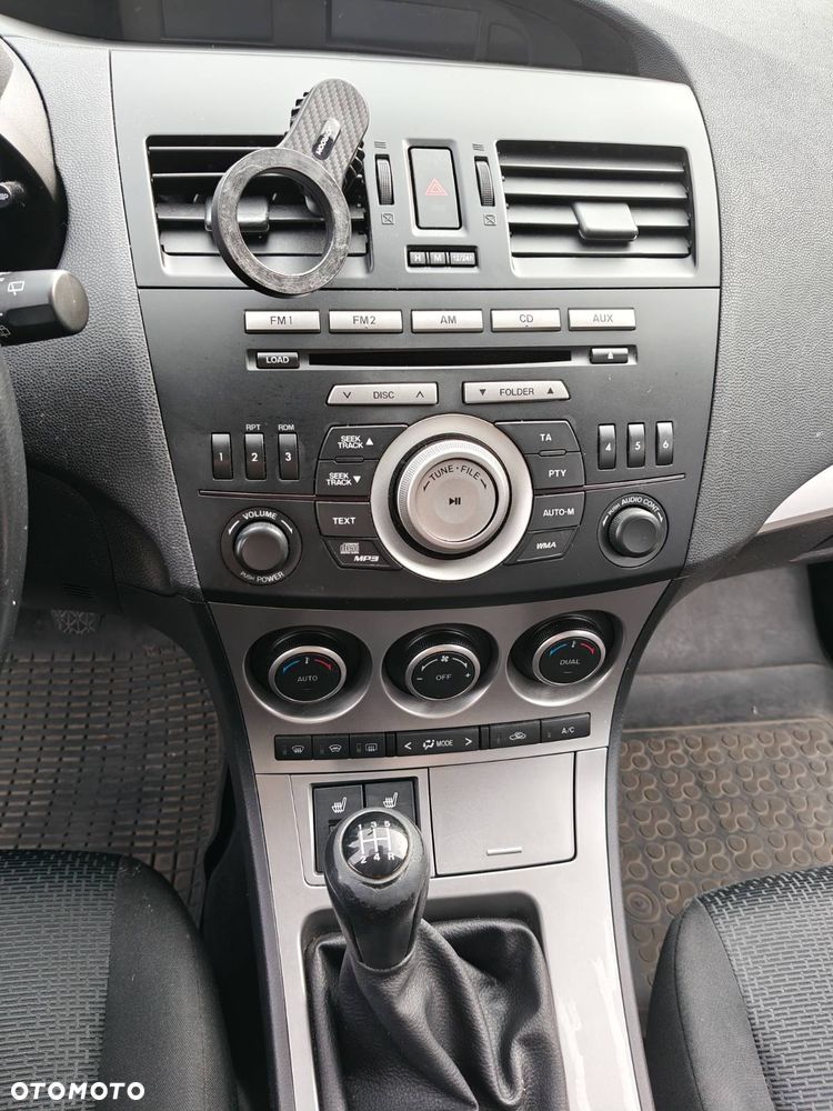 Mazda 3 - 5