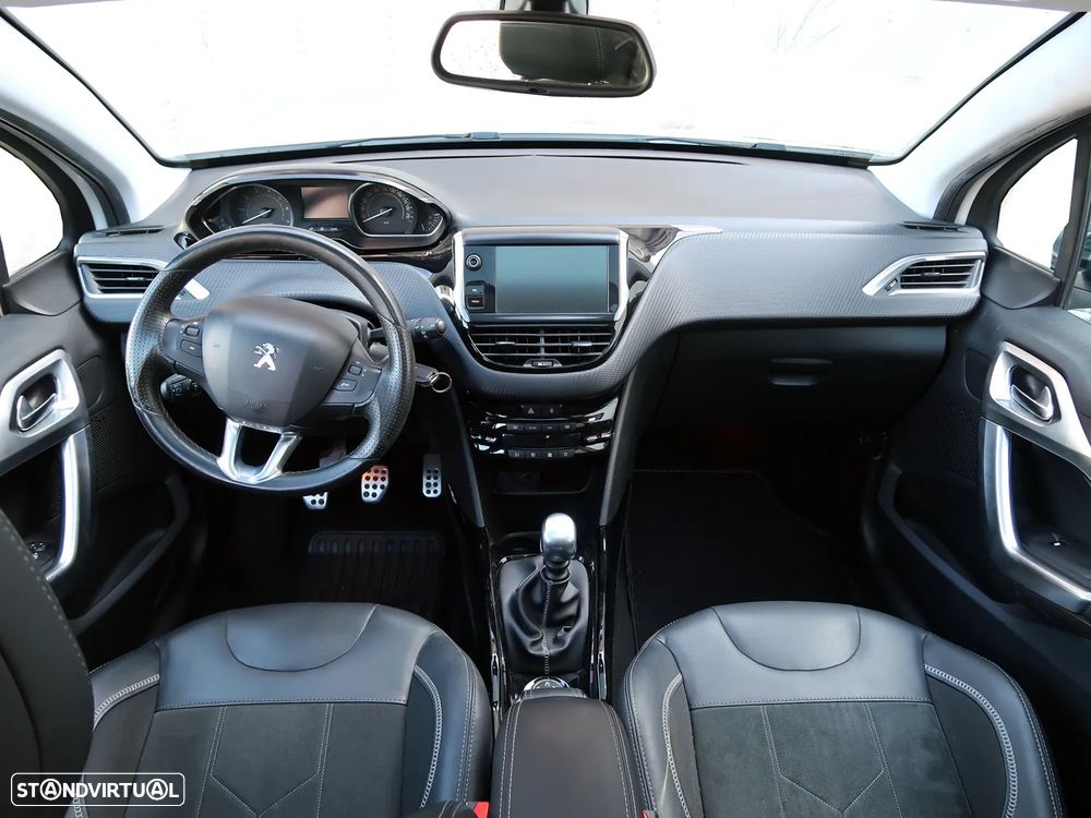 Peugeot 2008 PureTech 130 GPF Stop&Start Crossway - 11