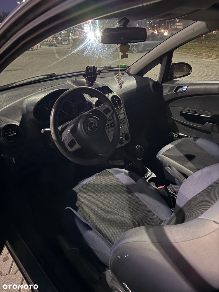 Opel Corsa 1.2 16V Enjoy - 5