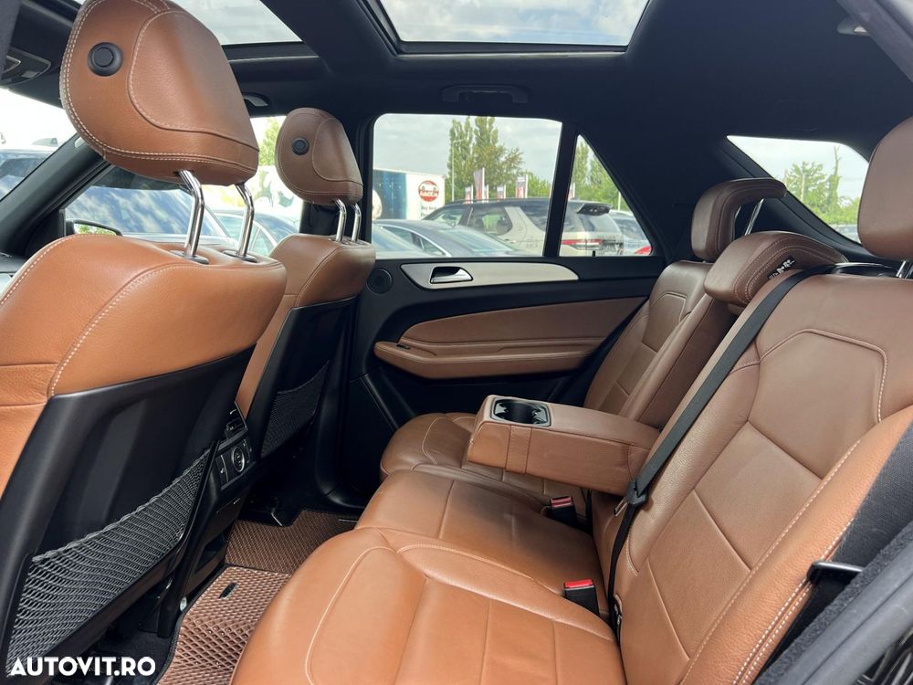 Mercedes-Benz GLE - 35
