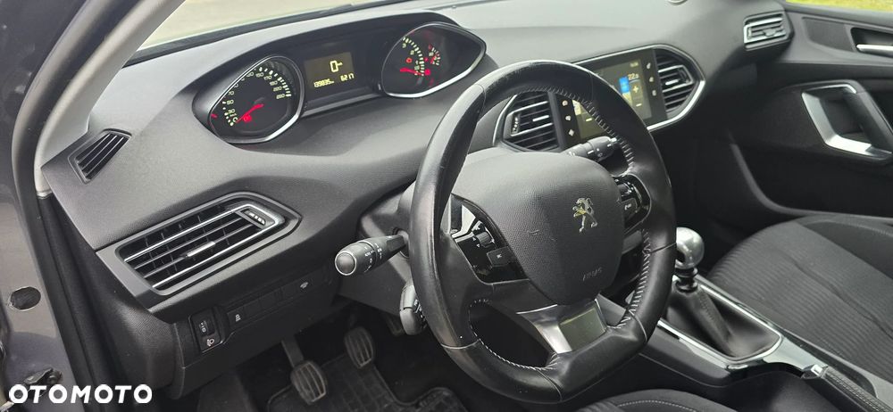 Peugeot 308 1.6 THP Active - 6