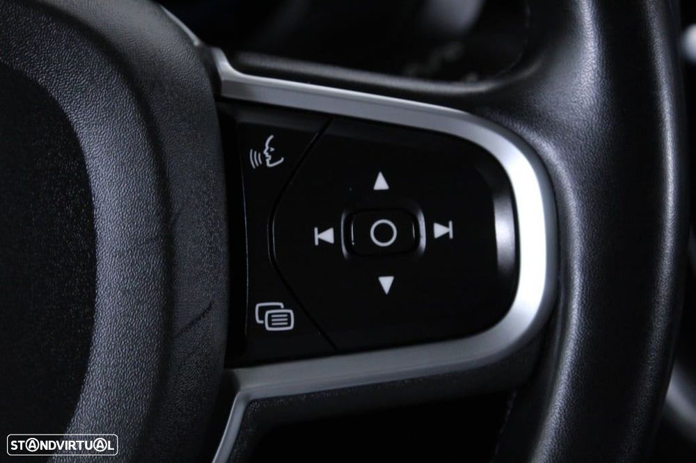 Volvo XC 60 2.0 T6 PHEV Inscription AWD - 23