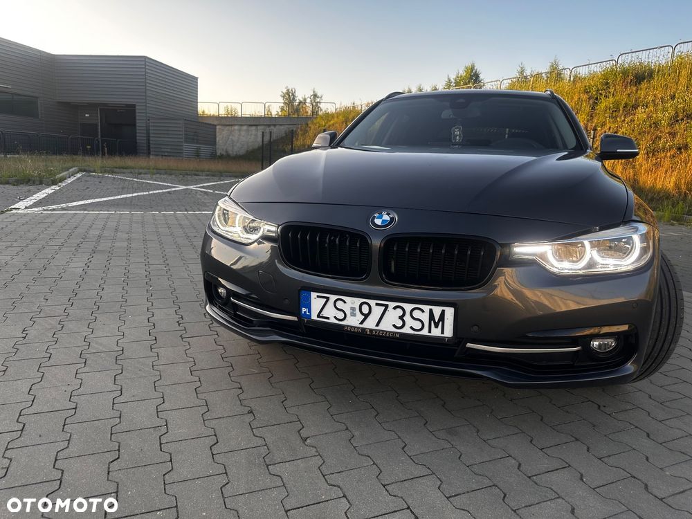 BMW Seria 3 320d Sport Line Shadow - 12