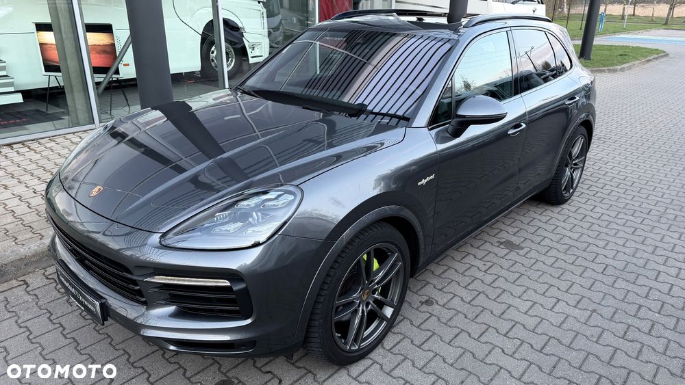 Porsche Cayenne Platinum Edition - 9