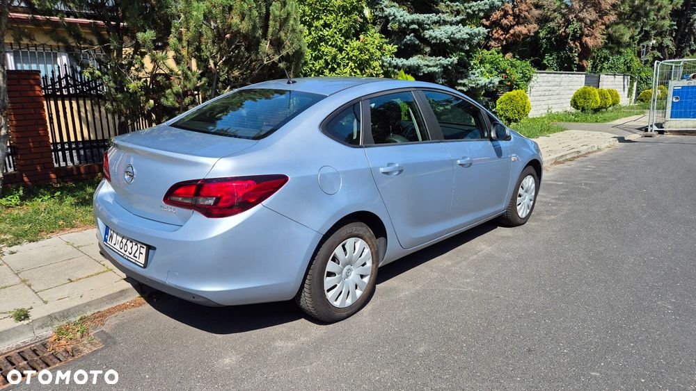 Opel Astra 1.4 T Enjoy EU6 - 6