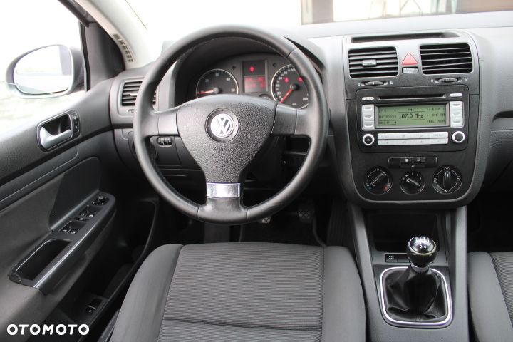 Volkswagen Golf 1.9 TDI Comfortline - 34