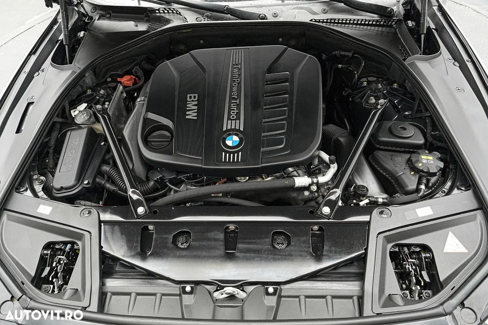 BMW Seria 5 535d xDrive AT - 30