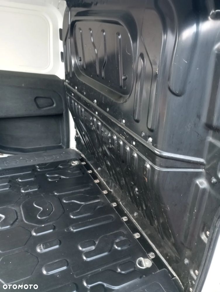 Fiat Doblo - 11